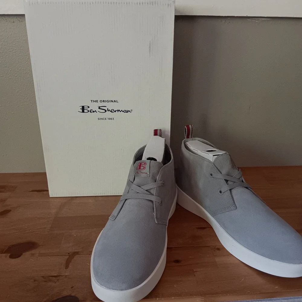 Ben Sherman Thames Chukka Boots Mens 9.5 Grey New Suede Mid Top BSMTHAMS-0985